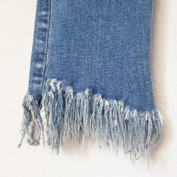 Free People Great Heights Frayed Hem Slim Fit Jeans Distressed Size 28 Boho Chic - Picture 14 of 16